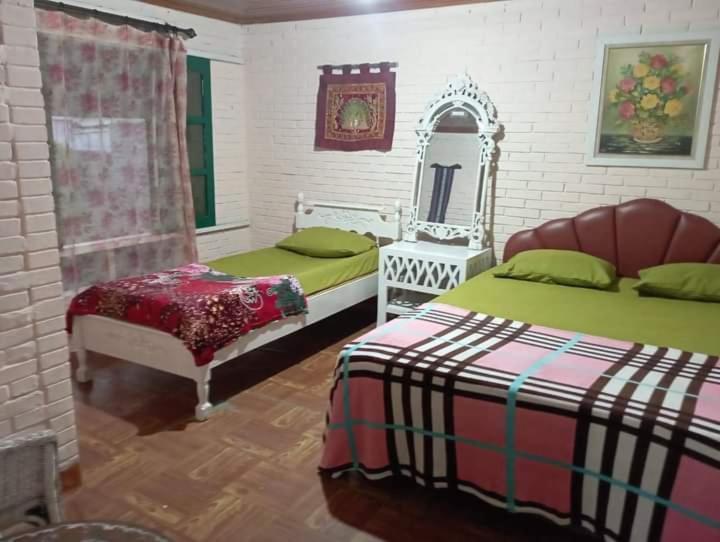 Villa Sentebale Bogor Esterno foto